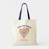 Boho Rainbow Heart Personalisiert Teacher Name Tragetasche (Rückseite)