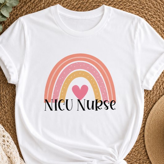 Boho-Regenbogen-NICU-Krankenschwester T-Shirt