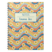 Boho Retro Daisy Blume Personalisiert mit Name Notizblock (Vorderseite)