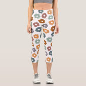Boho-Retro-Erdige Blumen und botanischer Charme Capri Leggings (Vorderseite)