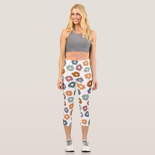 Boho-Retro-Erdige Blumen und botanischer Charme Capri Leggings (Vorderseite)