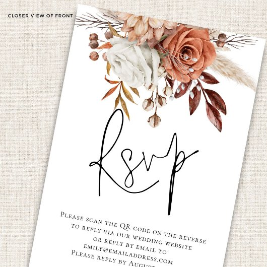 Boho Rust Florals Script QR Code Wedding RSVP Kart Begleitkarte