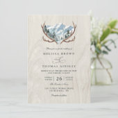 Boho-Rustikal-Holzwidderkopf-Berg-QR-Code-Hochzeit Einladung (Stehend Vorderseite)