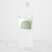 Boho Sage Green Baby Dusche Gefallen Wasserflaschenetikett (Vorderseite)