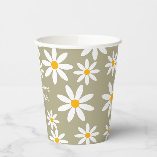 Boho Sage Green Retro Daisies Birthay Party Pappbecher (Links)