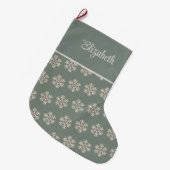 Boho Sage Green Snowflakes Individuelle Name Weihn Großer Weihnachtsstrumpf (Vorderansicht (hängend))