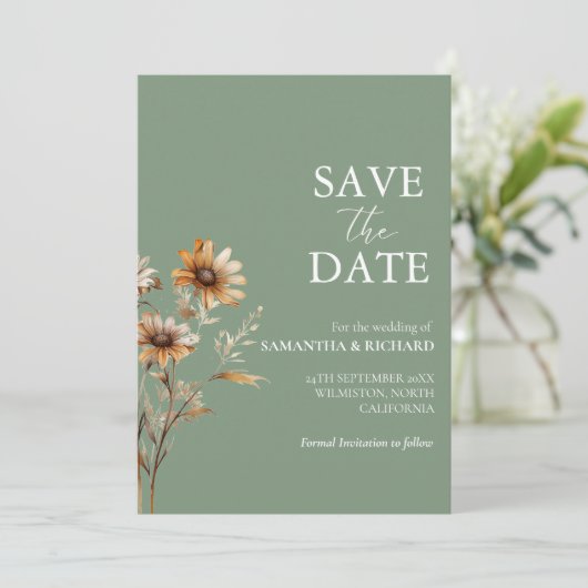 Boho Sage Green Wildblume Wedding Save the Date Einladung (Stehend Vorderseite)