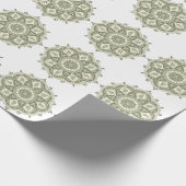 Boho Salbeigrün Mandala Geschenkpapier (Ecke)