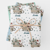 Boho Santa on Sleigh mit Geschenken Schneeflocken Geschenkpapier Set (Beispiel)
