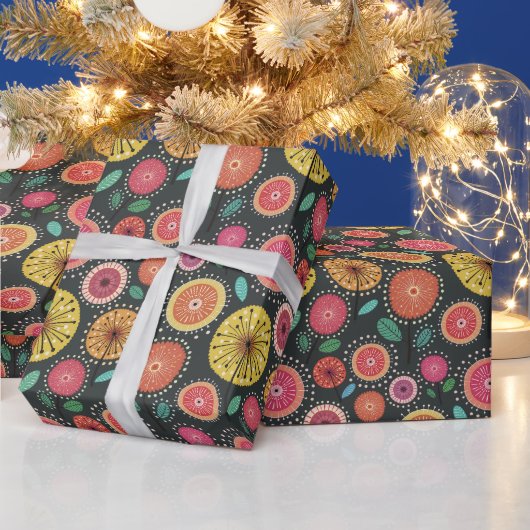 Boho Scandi Folk Blume Muster Wrapping Paper Geschenkpapier (Feiertage)