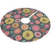 Boho Scandi Folkloremuster Polyester Weihnachtsbaumdecke (Schrägansicht)