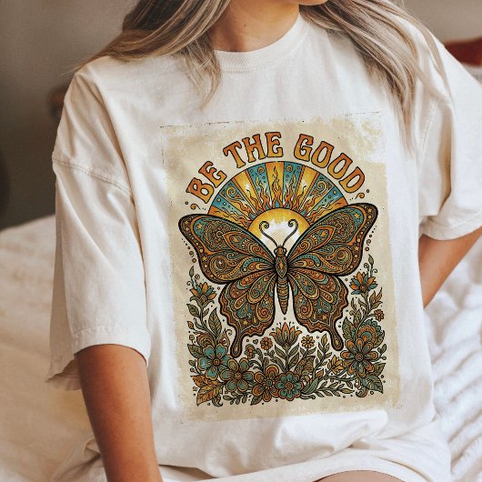 Boho-Schmetterling Retro-Sonne Hippie-Ästhetik Tri-Blend Shirt