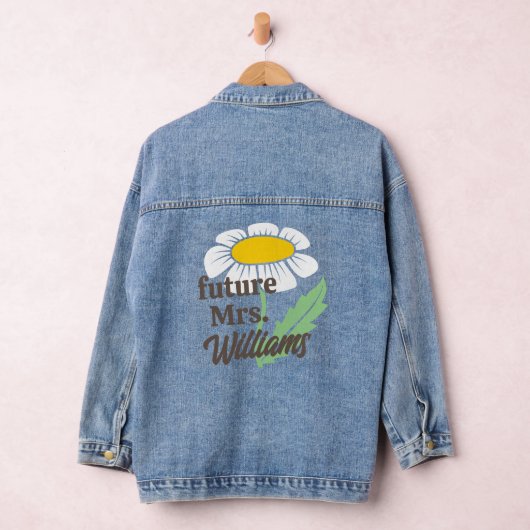 Boho Simple Daisy Future Frau Nachname Bride Jeansjacke (Hangar)