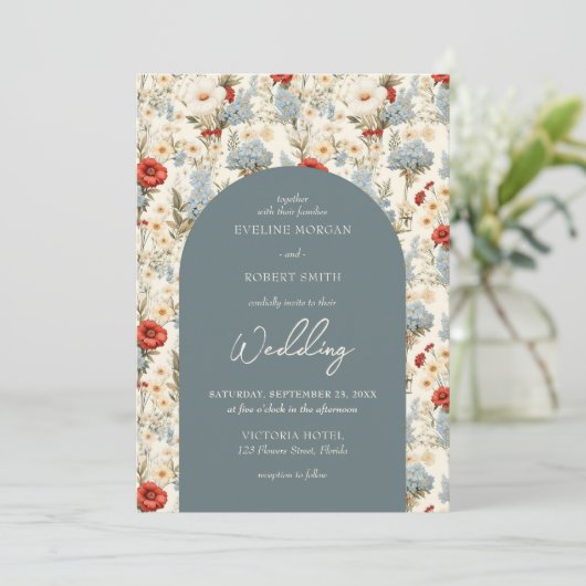 Boho staubblaue Blume aus Terrakotta Einladung (Stehend Vorderseite)