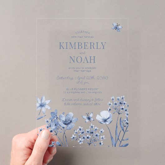 Boho staubblaue Wildblumen Hochzeit Acryleinladungen (Insitu (Handheld))