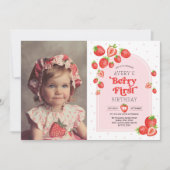 Boho Strawberry Berry Erster Geburtstag Foto Einladung (Vorderseite)