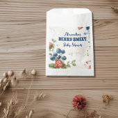 Boho Strawberry Berry Sweet Baby Shower Geschenktütchen