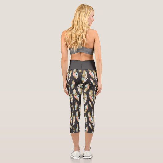 Boho Style Feathers Pattern Capri Leggings (Rückseite)