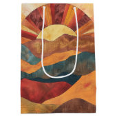 Boho Sunset Over Mountains - Retro Erthy Landschaf Mittlere Geschenktüte (Rückseite)