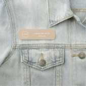 Boho Tan Business Logo Mitarbeiter Namensschild (Beispiel)