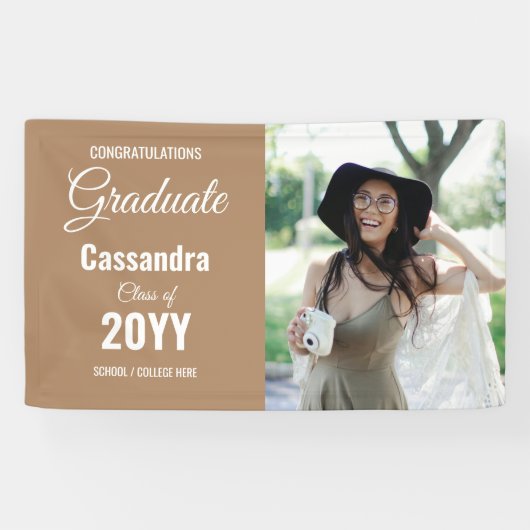 Boho Tan Modern Classic Foto Abschluss Banner (Horizontal)
