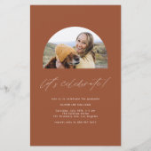 Boho Terracotta Arch Foto Abschluss Einladung (Rückseite)