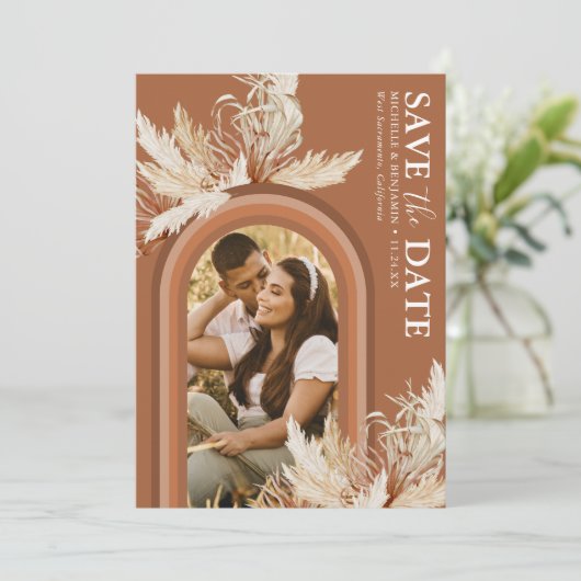 Boho Terracotta Arch Foto Save the Date (Stehend Vorderseite)