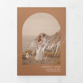 Boho terracotta arch photo QR code wedding Dreifach Gefaltete Einladung (Cover)