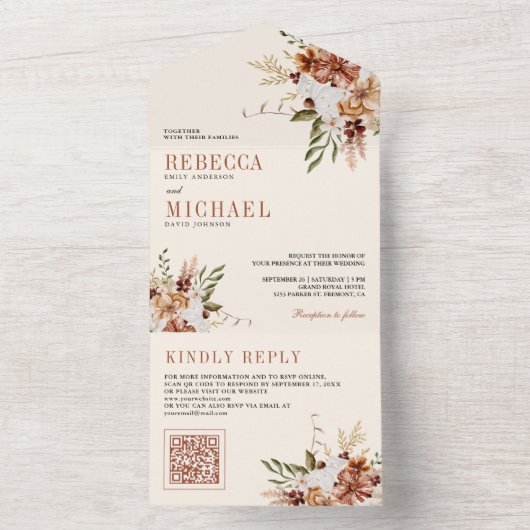 Boho Terracotta Floral Wildblume Creme Wedding All In One Einladung (Innen Boden)