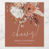 Boho Terracotta Florals Cheers Names Brown Wedding Weinetikett (Einzelnes Label)