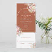 Boho Terracotta Pampas Grass auf einer Hochzeit Einladung (Stehend Vorderseite)