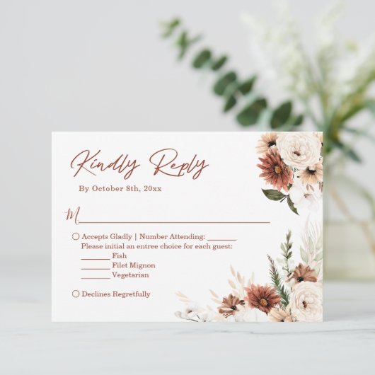 Boho Terracotta Pampas Grass Floral Wedding RSVP Karte (Stehend Vorderseite)