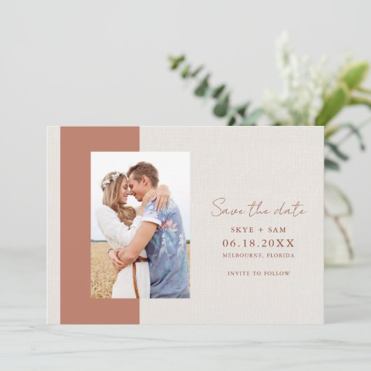 Boho Terracotta Simple Foto Wedding Save The Date (Stehend Vorderseite)