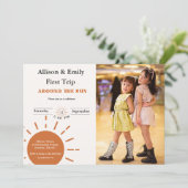 Boho terracotta Twins erste Reise Geburtstag Einladung (Stehend Vorderseite)