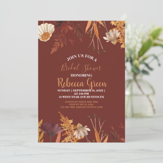 Boho Terracotta Wildblume Herbst Brautparty Einladung (Stehend Vorderseite)