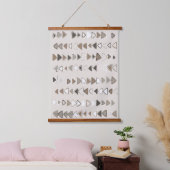 Boho Triangle Brown Taupe Ivory Wandteppich Mit Holzrahmen (Schlafzimmer)