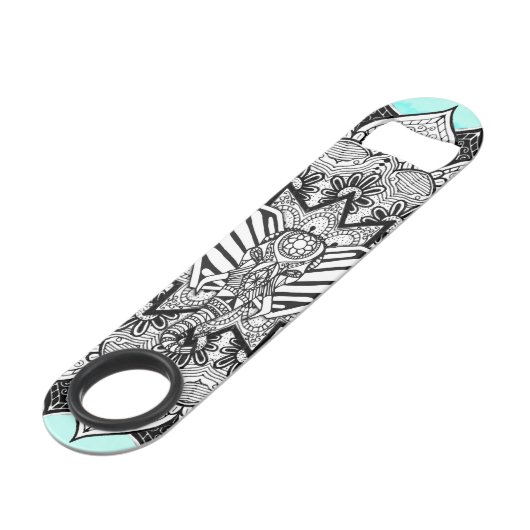 Boho Verwicklungs-Elefant und Hand gezeichneter Speed Flaschenöffner (Vorderseite Schrägansicht)