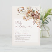 Boho Warme Fall Blumenfall in Liebe Brautparty Einladung (Stehend Vorderseite)