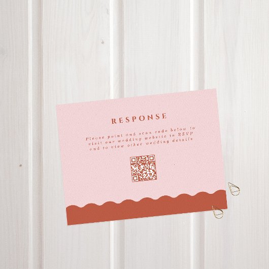 Boho Wavy Edge Terracotta & Blush QR Code Wedding RSVP Karte