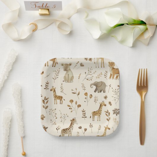 Boho White Beige Jungle Animals Pappteller (Hochzeit)