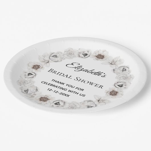 Boho White Floral Brautparty Pappteller (Schrägansicht)