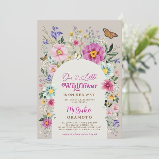 Boho Wildblume Butterfly Garden Girl Babydusche Einladung (Stehend Vorderseite)