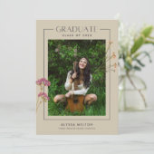 Boho Wildblume Girl High School Abschluss (Stehend Vorderseite)