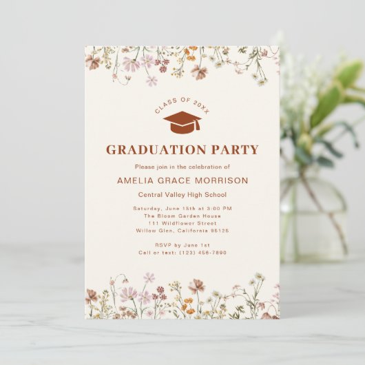 Boho Wildblume Graduation Party Boho Bloom Einladung (Stehend Vorderseite)