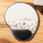 Boho Wildblume Modernes Minimalistisches Monogramm Gel Mousepad<br><div class="desc">Unsere Wildblume Moderne Monogram Collection: Einfache Einfachheit und Eleganz mit unseren minimalistischen Designs, um Ihren Stil mühelos zu steigern. Diese Kollektion wurde mit einem scharfen Blick für moderne Ästhetik gestaltet und weist elegante Schwarz-Weiß-Designs auf, die durch personalisierte Monogramme noch verstärkt werden. Von der schicken Schreibwaren bis hin zu vielseitigem Zubehör...</div>