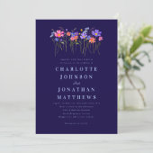 Boho Wildblume Navy Blau Rosa Hochzeits-QR-Code Einladung (Stehend Vorderseite)