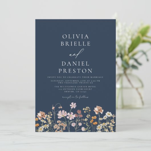 Boho Wildblume Navy Blue QR Code Hochzeit Einladung (Stehend Vorderseite)