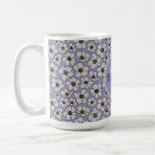 Boho-Wildblumen auf Lavendel  Kaffeetasse (Links)
