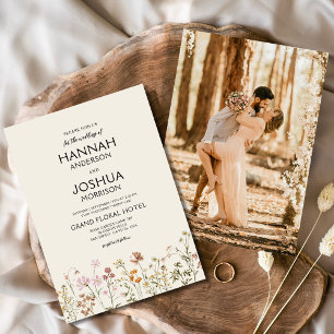 Boho-Wildblumen-Beige-Garten-Foto-Hochzeit Einladung