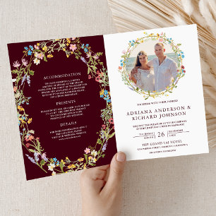 Boho Wildblumen Foto QR Code Burgunder Hochzeit Einladung
